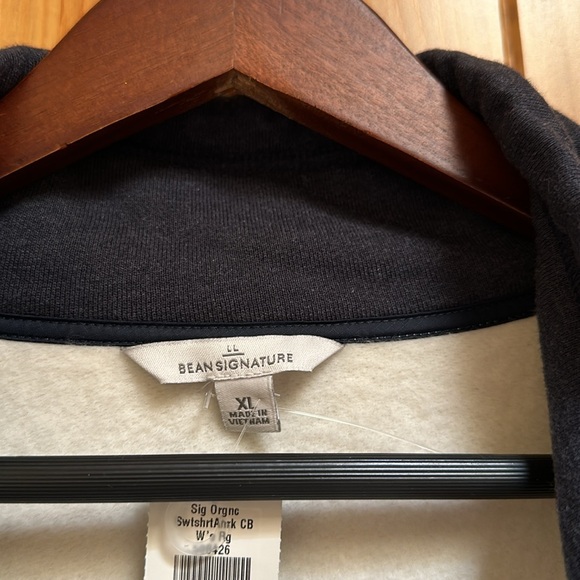 ❤️ HP❤️ ⬇️PD⬇️ NWT Woman’s LL Bean Signature Fleece Top - Picture 5 of 11